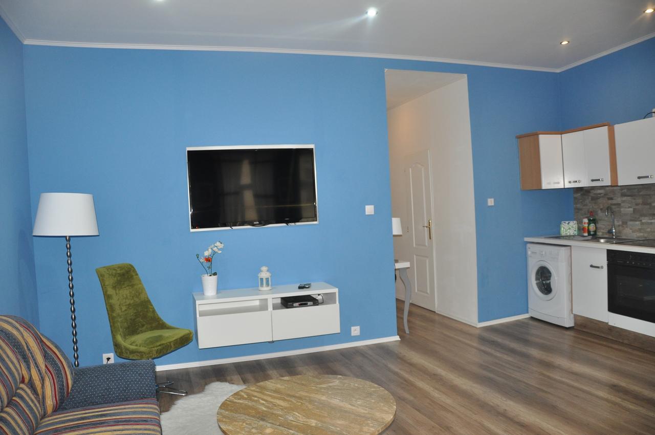 Apartman Lukas كارلوفي فاري المظهر الخارجي الصورة