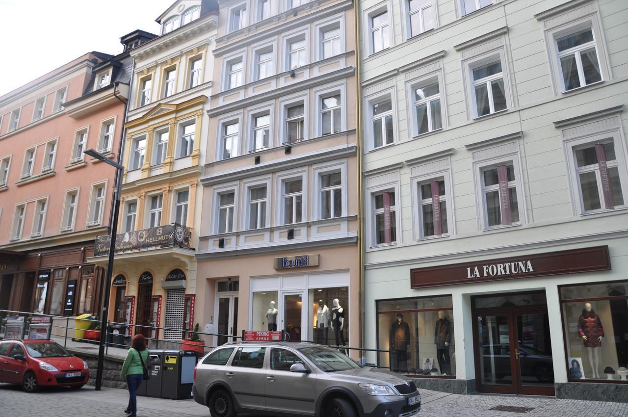 Apartman Lukas كارلوفي فاري المظهر الخارجي الصورة