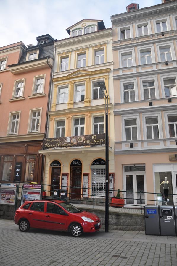 Apartman Lukas كارلوفي فاري المظهر الخارجي الصورة